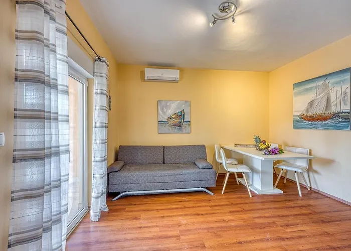 Coastal Paradise With Pool - Happy Vila *