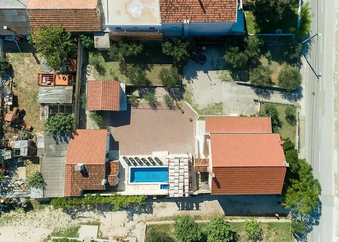 Coastal Paradise With Pool - Happy Villa *
