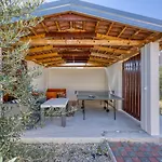 Villa Coastal Paradise With Pool - Happy *