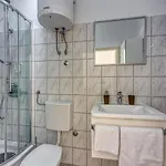 Coastal Paradise With Pool - Happy Villa Sveti Filip i Jakov