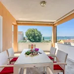 Villa Coastal Paradise With Pool - Happy *